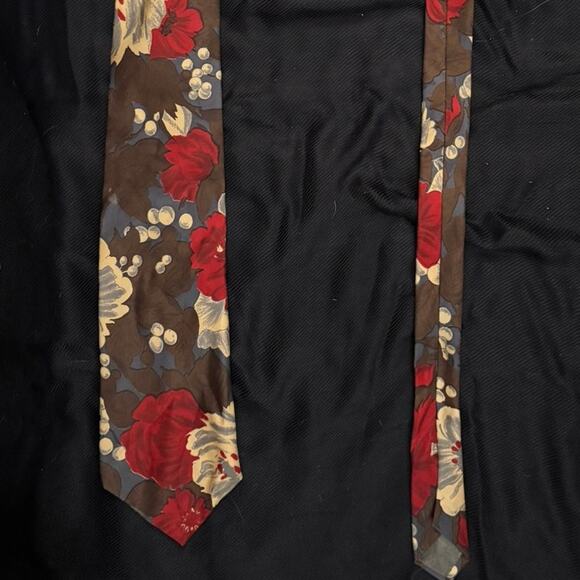 PIERRE BALMAIN Silk Tie FRANCE Navy Blue Red Floral Classic - Picture 3 of 6